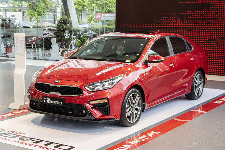 Kết thúc tháng 2, Thaco đã bàn giao tới tay khách hàng 521 xe Kia Cerato, giảm 82 xe so với tháng trước (603) xe và cộng dồn hai tháng đầu năm đạt 1.124 xe bán ra. Hiện tại, Cerato đang mẫu xe có sức hút khá ấn tượng với người dùng Việt trong phân khúc hạng C, chỉ sau Mazda 3. 