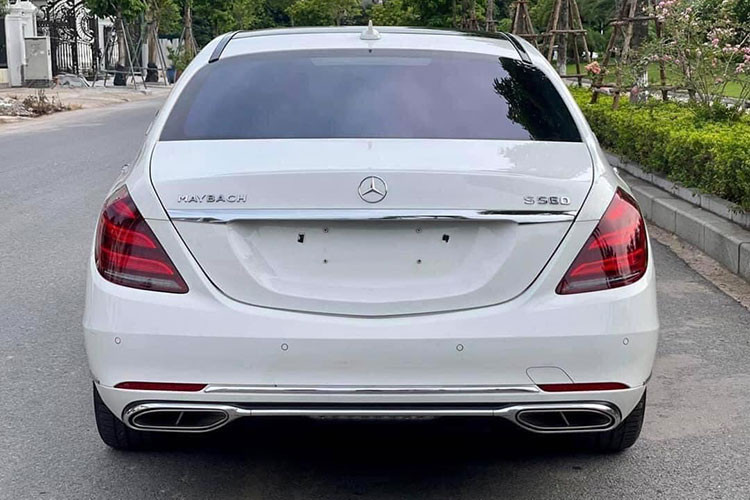 Xe vẫn sử dụng khối động cơ V6 dung tích 3 lít như phiên bản cũ nhưng đã được tăng sức mạnh. Công suất cực đại đạt 367 mã lực và mô-men xoắn 500 Nm. Hộp số tự động nâng lên 9 cấp. Hệ dẫn động cầu sau. Xe được trang bị hệ thống treo khí nén.