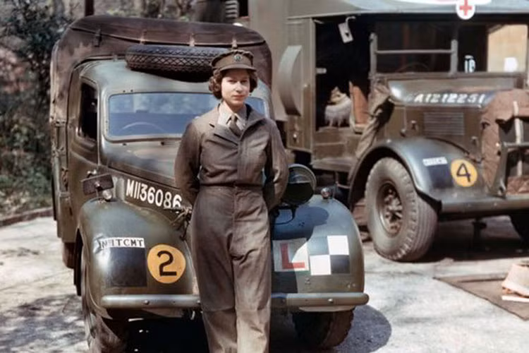 Được biết, sẽ có một kế hoạch đặc biệt có tên "Chiến dịch Kỳ Lân" đã được chuẩn bị để phục vụ cho tang lễ của Nữ hoàng Anh Elizabeth II, sau khi bà qua đời tại Balmoral, Scotland.