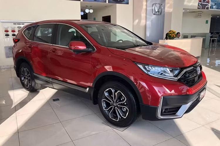 Honda CR-V giam toi 100 trieu tai Viet Nam, 