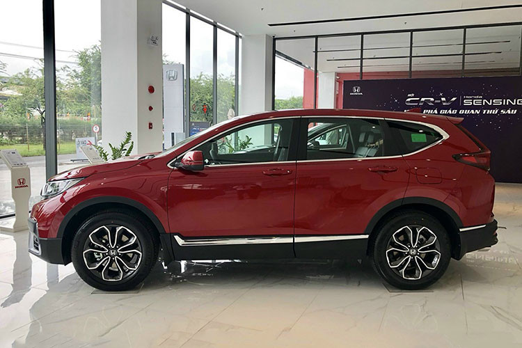 Honda CR-V giam toi 100 trieu tai Viet Nam, 