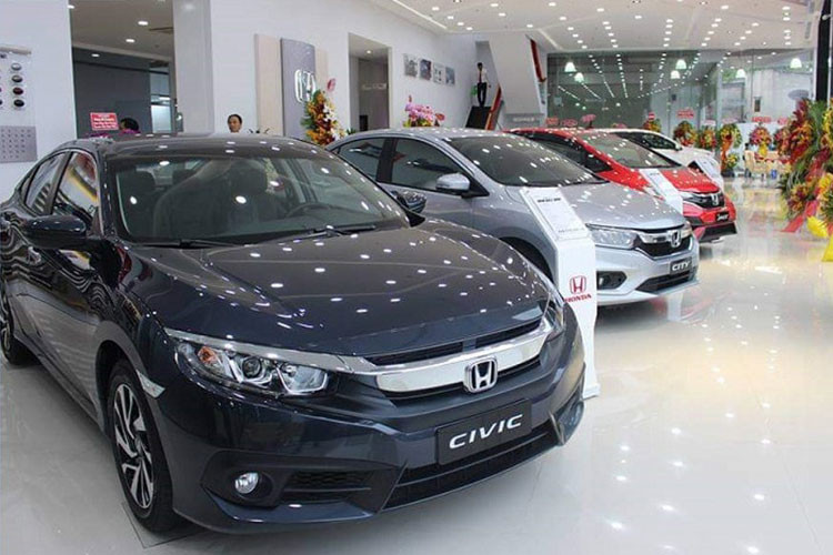 Honda Viet Nam giam 100% phi truoc ba cho Civic, HR-V va Brio