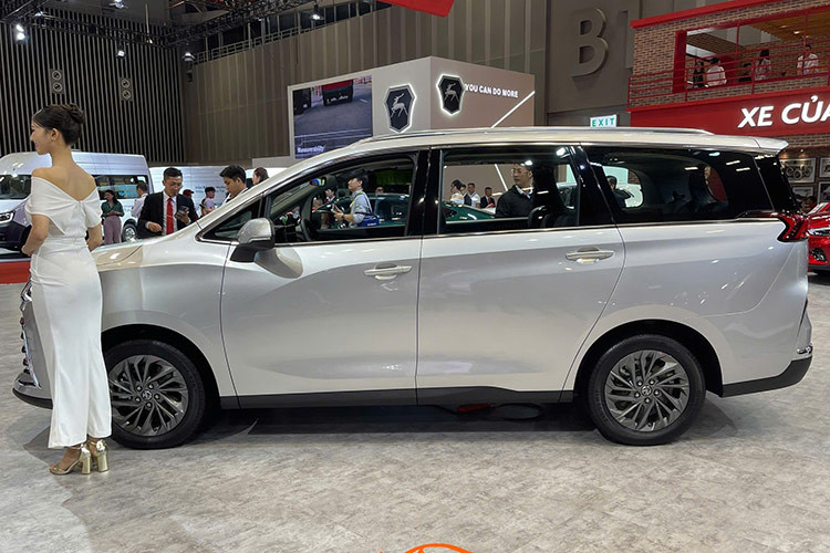 Hiện giá xe MG G50 tại Việt Nam vẫn chưa được công bố. Tuy nhiên, theo nhân viên tư vấn bán hàng tại đại lý, mẫu MPV đến từ Trung Quốc này sẽ có giá khởi điểm chỉ hơn 500 triệu đồng.