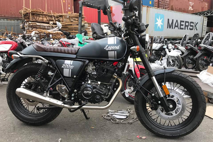 Bắt đầu đi vào sản xuất vào năm 2009, GPX hiện tại đã có 3 dòng xe là GPX Demon 150 GR, GPX 150 GN và Gentlemen 200. Sau các thị trường như Campuchia, Philippin, Việt Nam và Singapore - hãng xe Thái Lan vừa chính thức công bố việc phân phối mẫu xe này tại thị trường Malaysia.