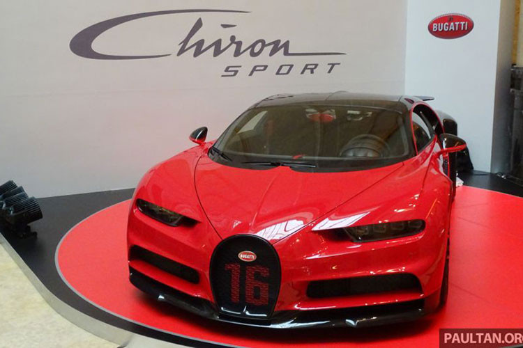 Hiện chưa rõ giá của Bugatti Chiron Sport tại thị trường Singapore. Trong khi đó, tại Mỹ, siêu xe này có giá lên đến 3,26 triệu USD (74,2 tỷ đồng). Cách đây 2 năm, Bugatti Chiron bản thường đã từng ra mắt Singapore và được bán với giá 4 triệu SGD (tương đương 67,3 tỷ đồng).