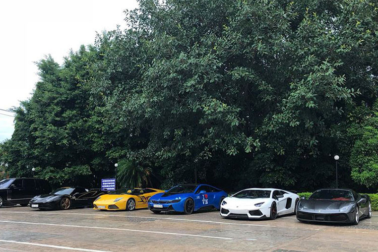 Những thành viên Car &amp; Passion không chỉ có chung niềm đam mê siêu xe thể thao tốc độ, máu trải nghiệm hành trình và rong ruổi các nẻo đường, mà họ còn mang chung những tấm lòng thiện nguyện.