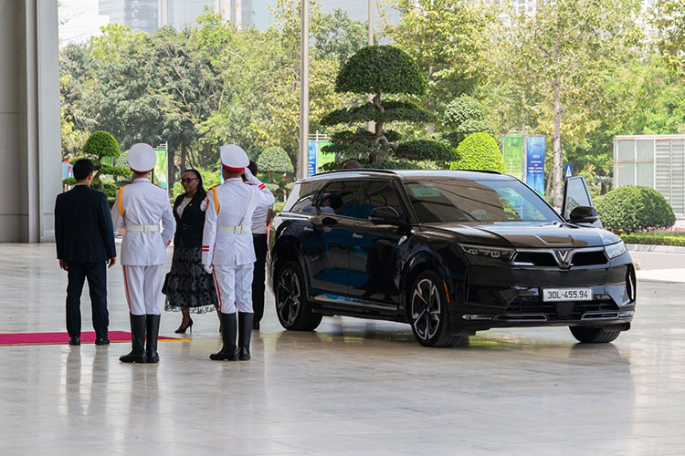 Hội nghị Thượng đỉnh P4G năm nay có chủ đề "Chuyển đổi xanh bền vững, lấy con người làm trung tâm", thu hút sự tham gia của hơn 1.000 đại biểu đến từ 46 quốc gia và tổ chức quốc tế.