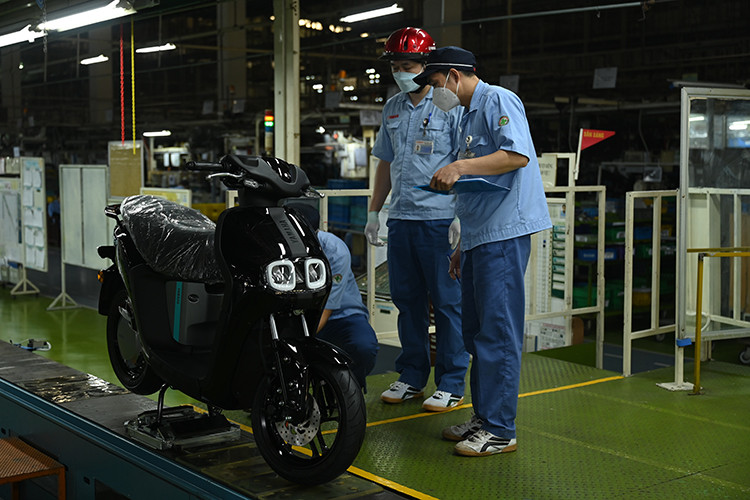 Can canh nha may san xuat xe dien Yamaha dau tien tai Viet Nam-Hinh-3