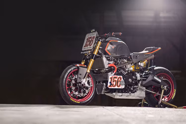 Khung xe được trang bị dạng ống, động cơ và bộ tấm lọc gió trên xe đều được để lộ thiên.