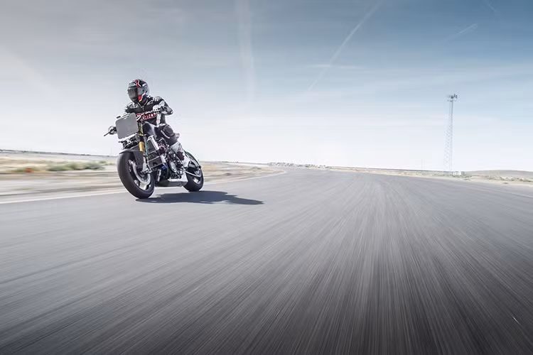 Đã từ lâu, cuộc đua này là nơi trình diễn của những cỗ máy cả hai và bốn bánh ấn tượng nhất đến từ khắp nơi trên thế giới.