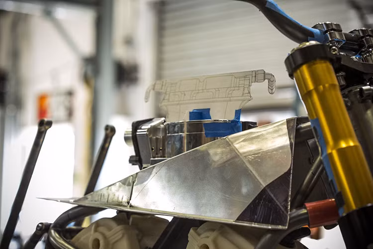 Mẫu mô ô độc nhất này được tạo ra để trở thành một mẫu xe đua đường phố bất khả chiến bại. 