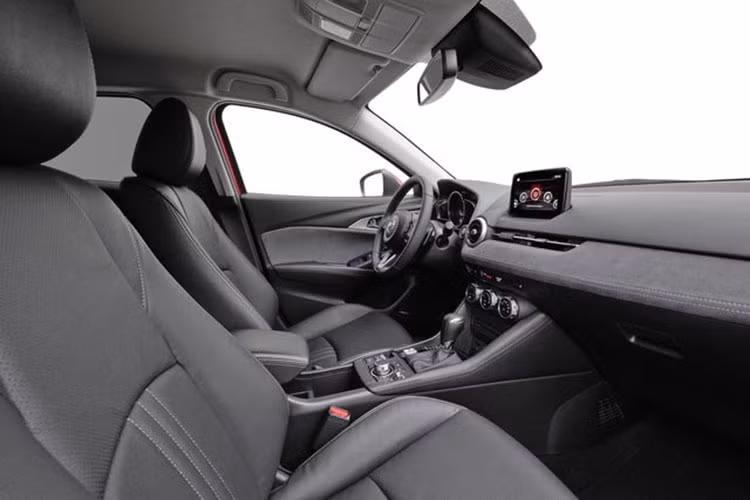 Mazda CX-3 tiếp tục sử dụng ngôn ngữ thiết kế KODO đặc trưng của Mazda. Ngoại hình xe ấn tượng với lưới tản nhiệt viền chrome cỡ lớn, cụm đèn Halogen/full-LED (tùy phiên bản) cùng cụm đèn hậu LED khá giống với CX-5. Động cơ sử dụng trên CX-3 nhiều khả năng là biến thể 2.0L SkyActiv-G với công suất 156 mã lực/mô-men xoắn 203 Nm đi kèm hộp số tự động 6 cấp tương tự thị trường Thái Lan và Malaysia.