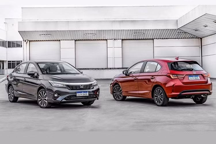 Hiện tại, Honda City phiên bản nâng cấp mới chỉ được công bố tại Brazil và dự kiến ra mắt tại Ấn Độ trong thời gian tới. Mức giá xe Honda City 2025 bán ra dao động từ 117.500 - 141.400 R$ (khoảng 511 - 618 triệu đồng). Khi ra mắt thị trường, xe sẽ cạnh tranh với các đối thủ ở phân khúc B như; Toyota Vios, Hyundai Accent...