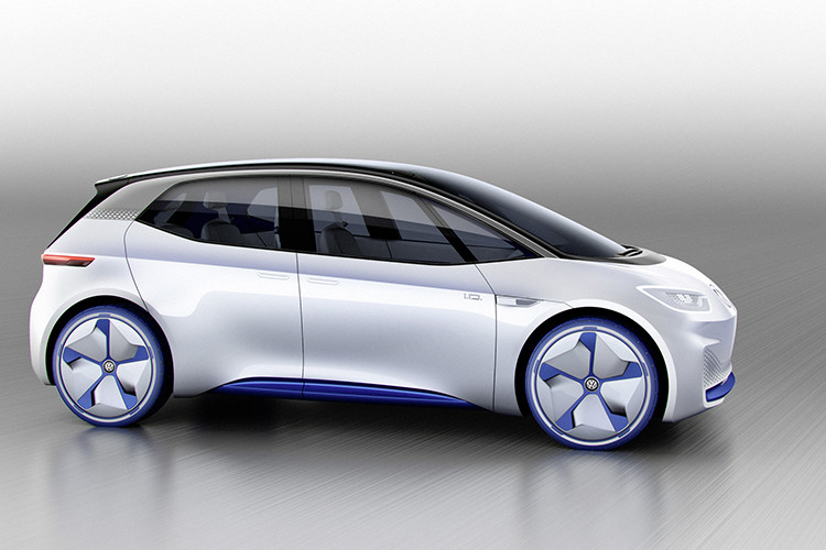 Tập đoàn xe Đức cũng sẽ bàn bạc cụ thể kế hoạch của họ ở một buổi họp hội đồng quản trị diễn ra vào ngày 16/11/2018 tới đây với mẫu xe điện được biết đến dưới cái tên nội bộ là “MEB Entry” và được lên kế hoạch sản xuất hàng năm 200.000 chiếc.