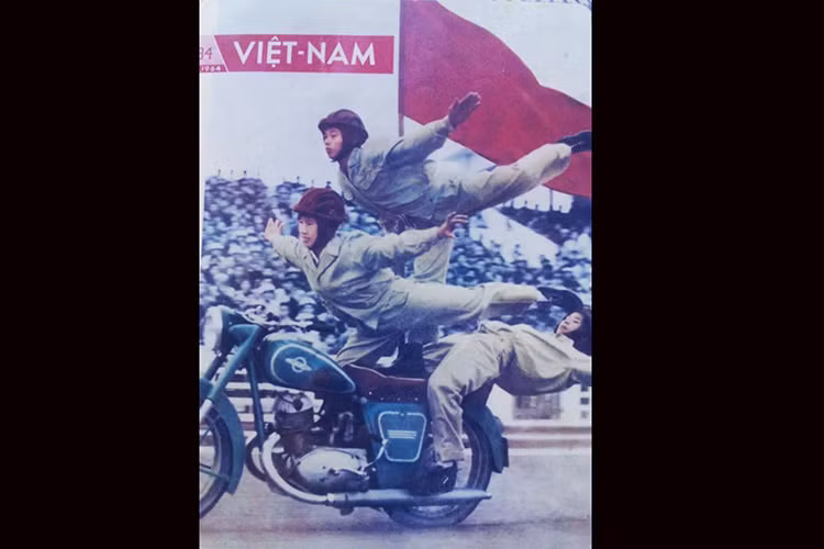 Khẩu hiệu ấy, và tinh thần ấy của các nam thanh, nữ thú Hà Thành những năm đầu giải phóng miền Bắc đã tạo nên một câu lạc bộ môtô với những người chơi đầy nhiệt huyết.