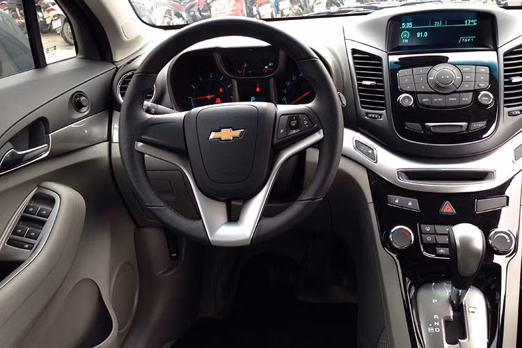 Giong Chevrolet Trax, Chevrolet Orlando gia re... e am, thua “knock out” Toyota Innova-Hinh-3