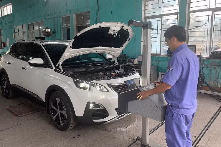 Bo Giao thong Van tai bac de xuat dang kiem oto theo kilometer