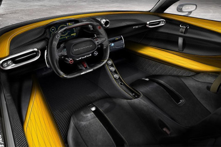 Động cơ này kết hợp với một hốp số 7 cấp dẫn động cầu sau cho giúp Venom F5 có thể tăng tốc từ 0-300 km/h chỉ trong chưa đầy 10 giây và chạy từ 0-400km/h-0 trong vòng chưa đầy 30 giây. Với con số ấn tượng này, Venom F5 đã “vượt mặt” thành tích 0-400-0 km/h trong 42 giây của Bugatti Chiron hay 36 giây của Koenigsegg Agera RS.