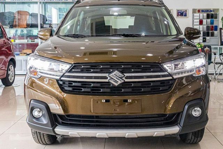  Suzuki XL7: 152 xe Trong tháng 11/2023, Suzuki XL7 đã tăng trưởng nhẹ với tỷ lệ 6,29% lên 152 xe. Con số này tất nhiên là chưa đủ để mẫu MPV Nhật Bản cải thiện vị thế trong phân khúc MPV tại Việt Nam.