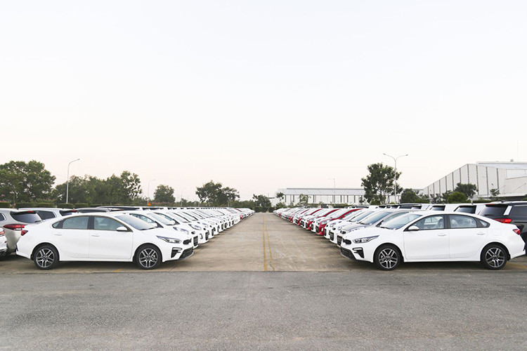 Năm 2020, Thaco có kế hoạch xuất khẩu 480 xe du lịch Kia Grand Carnival sang Thái Lan, đồng thời đẩy mạnh xuất khẩu xe du lịch Kia các loại sang các thị trường hiện hữu Myanmar, Thái Lan và mở rộng sang các thị trường khác như Malaysia, Campuchia, Philippines...