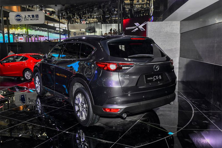 Chiếc Mazda CX-8 được trưng bày trong triển lãm ôtô Bắc Kinh 2018 là phiên bản dành cho thị trường Nhật Bản. Trong thời gian tới, liên doanh Changan Mazda sẽ sản xuất CX-8 bản nội địa cho thị trường Trung Quốc. Dự tính mẫu xe này cũng sẽ được lắp ráp tại Đông Nam Á.