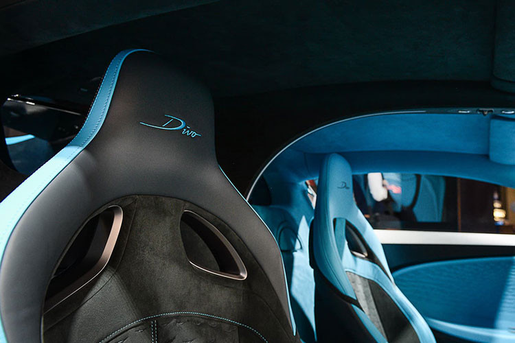 Điều này cũng đồng nghĩa với việc khối động cơ W16, dung tích 8.0 lít, đi kèm 4 bộ tăng áp, tạo ra công suất tối đa 1.500 mã lực và mô-men xoắn cực đại 1.600 Nm của Divo chỉ có thể đạt tốc độ tối đa 380 km/h. Hãng siêu xe đến từ Pháp cho rằng tốc độ tối đa 380 km/h là quá đủ để chủ nhân của Bugatti Divo có thể trải nghiệm.