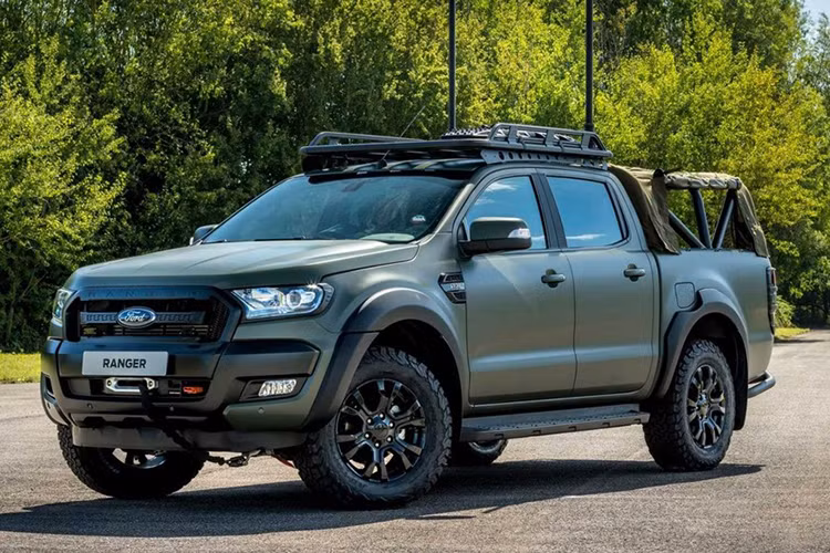 Xe ban tai Ford Ranger 2019 do chong dan sieu ham ho