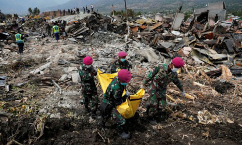 Nhieu tin don that thiet sau tham hoa dong dat, song than o Indonesia