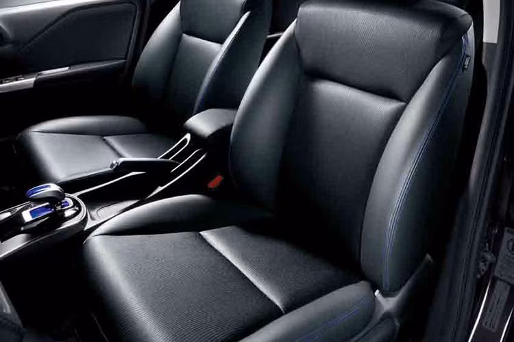 Phiên bản đặc biệt Honda City Style Edition sẽ được phân phối độc quyền tại thị trường Nhật Bản với hai tùy chọn, gồm bản LX và EX. Giá bán cho phiên bản LX là 20.300 USD (khoảng 452 triệu đồng), trong khi bản EX có giá lên đến 23.469 USD (522 triệu đồng).