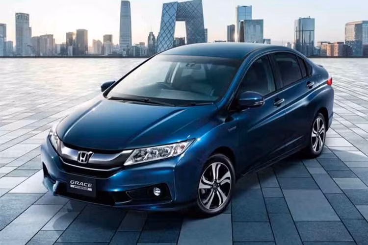 Hãng xe Honda vừa ra mắt phiên bản đặc biệt của mẫu sedan cỡ nhỏ Honda City hay còn gọi với cái tên Honda City Style Edition hay Grace tại thị trường nội địa Nhật Bản. Phiên bản này sở hữu một số trang bị tính năng đặc biệt cao cấp hơn so với phiên bản hiện có tại một số thị trường.