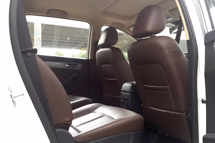 Theo tìm hiểu, thương hiệu xe ôtô Trung Quốc BAIC được thành lập vào năm 1958 và hiện đang là một thành viên của tập đoàn ôtô Bắc Kinh (Beijing Mobile). Trong năm vừa qua, BAIC đã xuất xưởng tổng cộng 2,25 triệu xe, xếp thứ 4 trong số các hãng xe Trung Quốc và xếp thứ 2 khi xét về xe thương mại.