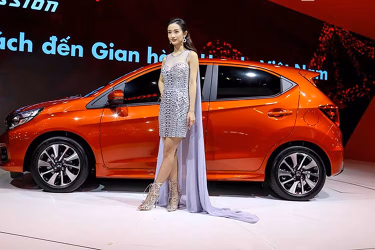 Lý do là vì phải đến nửa đầu năm 2019, nhà máy sản xuất ôtô Honda ở Indonesia mới bắt đầu xuất khẩu thế hệ mới của mẫu xe giá rẻ Honda Brio sang các thị trường trong khu vực Đông Nam Á, trong đó có Việt Nam.