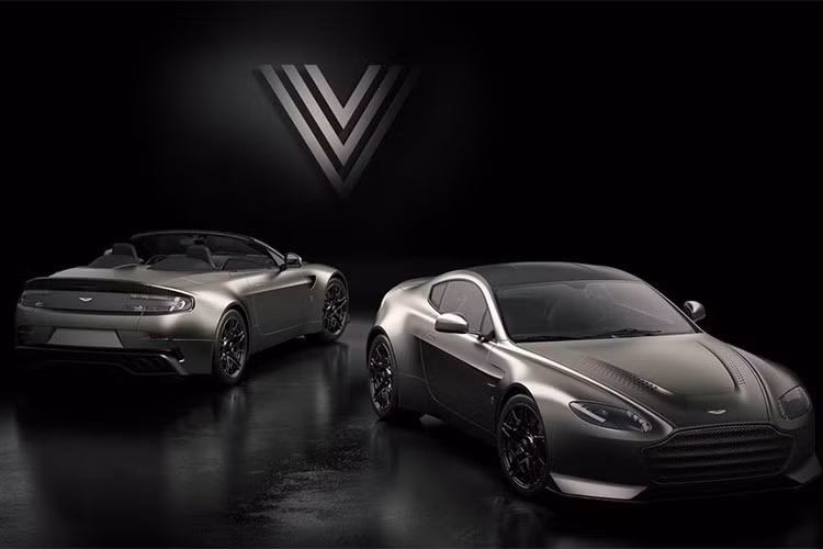 Hãng siêu xe Aston Martin vừa công bố mẫu sản phẩm mới mang tên V12 Vantage V600. xe được bộ phận Q by Aston Martin xây dựng dựa trên cảm hứng từ chiếc V8 Vantage V600 ra mắt vào năm 1998.
