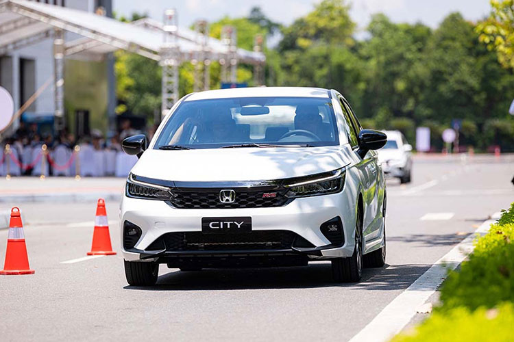 Loat oto Honda Viet Nam nhan uu dai va giam gia trong thang 9/2023-Hinh-2