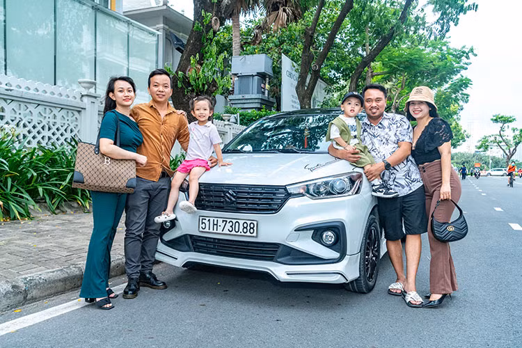 Cuoc hoi ngo cua nhung nguoi yeu xe oto Suzuki tai Viet Nam