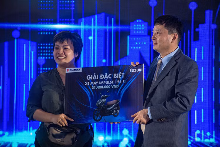 Cuoc hoi ngo cua nhung nguoi yeu xe oto Suzuki tai Viet Nam-Hinh-3