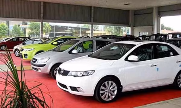 Thi truong oto Viet tang truong manh 6 thang dau nam