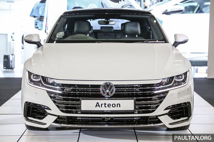 Dự kiến Arteon sẽ được ra mắt chính thức tại Malaysia vào năm sau - 2019. Hy vọng tại Triển lãm ôtô Việt Nam 2019, Volkswagen Việt Nam sẽ mang Arteon đến trưng bày, giới thiệu đến công chúng yêu xe Việt.