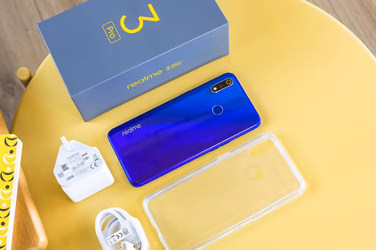 Tiếp nối sự thành công của dòng Realme 2 Pro, thương hiệu con của Oppo là Realme tiếp tục ra mắt mẫu điện thoại Realme 3 Pro với cấu hình được đánh giá là rất tốt ở phân khúc tầm trung hiện tại.