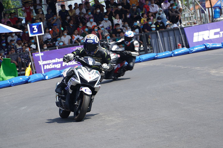 Tại giải đua năm nay, dù ở hệ thi đấu nào các tay đua đều có sự cạnh tranh quyết liệt và không bỏ cuộc, đúng với tinh thần thể thao mà Yamaha hướng đến và phát triển bấy lâu nay, khi mà hãng này đang thành công tại giải đua xe MotoGP danh giá cấp châu lục.