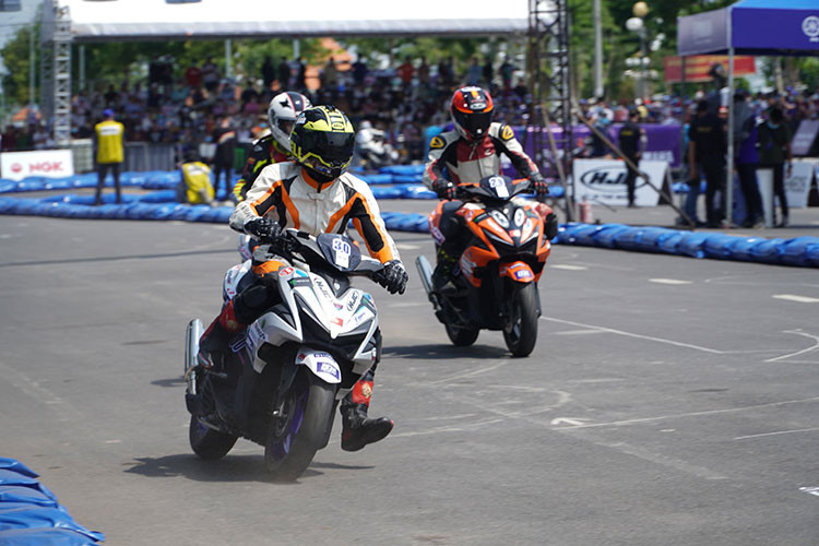 Đường đua được bố trí tại Công viên sông Hậu, quận Ninh Kiều, thành phố Cần Thơ - Tổng chiều dài đường chạy là 350m với các khúc cua zíc zắc giống như đường đua MotoGp, đoạn thẳng nhất dài 130m để các tay đua tăng tốc, giành vị trí.