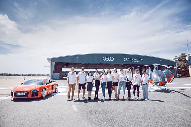 Tại buổi ra mắt chính thức của chiếc Audi Q5 hoàn toàn mới vừa diễn ra tại Vũng Tàu vào ngày 11/5 vừa qua, ngoài sự góp mặt của các mẫu xe sang Audi mới, còn có mặt những Đại sứ thương hiệu đã đồng hành cùng Audi Việt Nam trong suốt thời gian vừa qua.