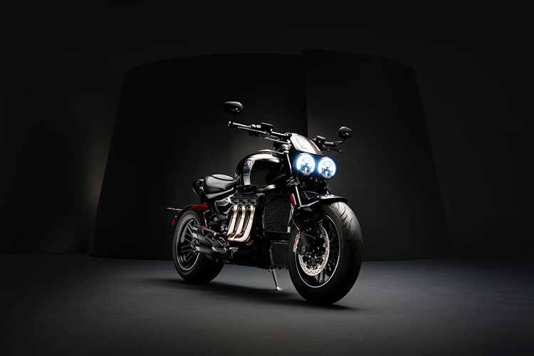 Triumph Rocket III sap ve Viet Nam, gia khoang 1,5 ty