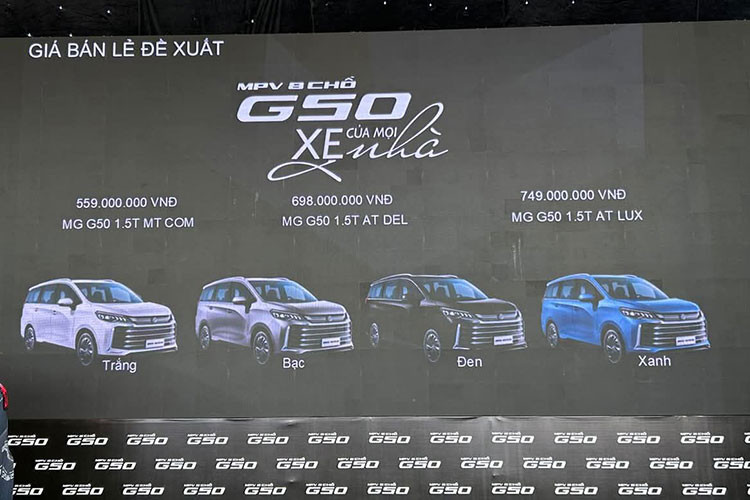 MG phân phối G50 tại thị trường Việt Nam với ba phiên bản: MT COM, AT DEL và AT LUX. Mức giá xe MG G50 2025 được niêm yết chính hãng tương ứng là 559 triệu đồng, 698 triệu đồng và 749 triệu đồng.