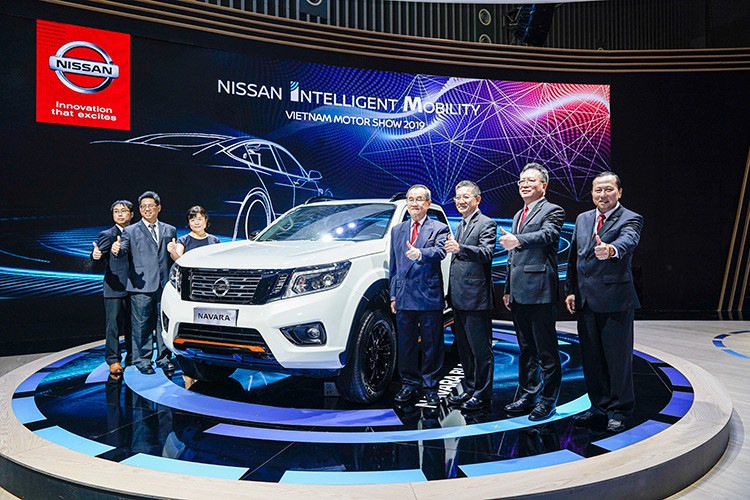 Theo đó, chủ đề mà hãng xe Nissan tham dự Triển lãm ô tô Việt Nam – Vietnam Motor Show 2019 (VMS) năm nay là thông điệp về công nghệ “Nissan Intelligent Mobility” (tạm dịch: Chuyển động thông minh Nissan) với 3 giá trị cốt lõi, bao gồm: Lái xe thông minh, năng lượng thông minh và kết nối thông minh.