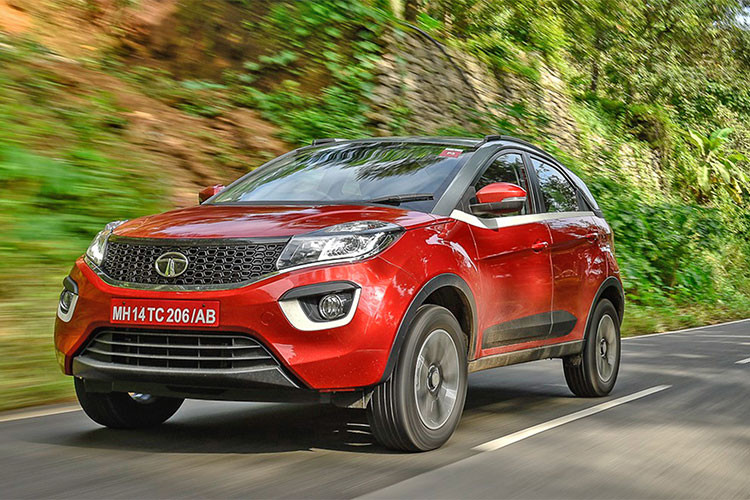 Phiên bản concept của mẫu xe ôtô giá rẻ Tata Nexon đã được giới thiệu lần đầu tiên tại triển lãm xe ôtô Delhi tại Ấn Độ từ năm 2014, sau đó phiên bản thương mại của mẫu xe này phải chờ đến năm 2016 mới chính thức được ra mắt. Mới đây, phiên bản Nexon XMA 2018 mới cũng đã tiếp tục được trình làng tại thị trường quê nhà Ấn Độ.