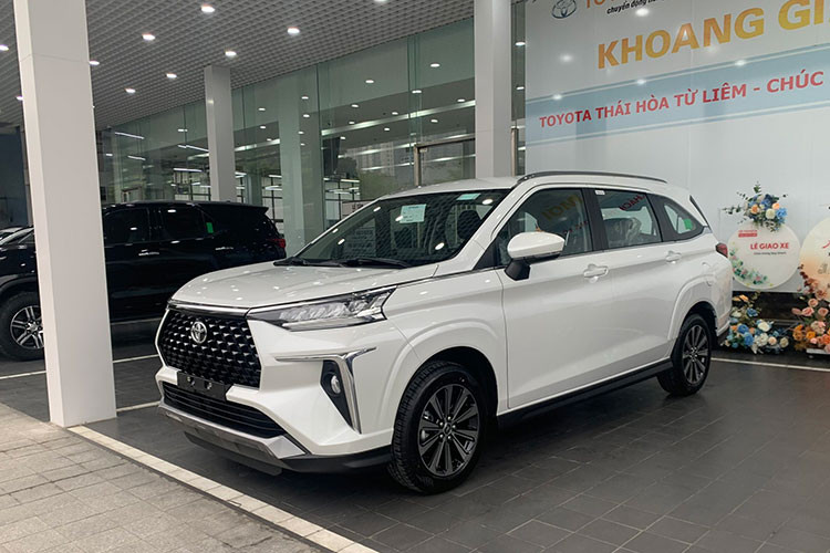 Oto lap rap Viet Nam dang ruc rich giam dan uu dai-Hinh-3