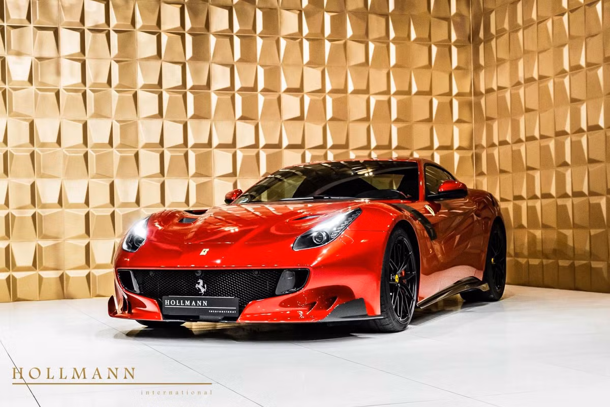 Thế giới của những chiếc siêu xe bản giới hạn ngày nay đã khiến chủ nhân không lo bị lỗ khi sở hữu chúng. Tuy nhiên, không phải chiếc xe nào sản xuất giới hạn cũng giúp chủ sở hữu bán lại kiếm lời. Thông thường, phải là những mẫu xe có giá trên triệu đô. Còn nếu không, phải là những chiếc xe bản giới hạn của Ferrari.