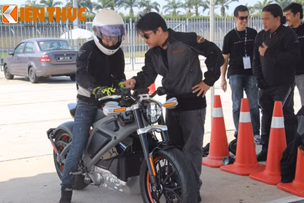 Sieu moto dien cua Harley-Davidson se ban ra truoc 2020-Hinh-4