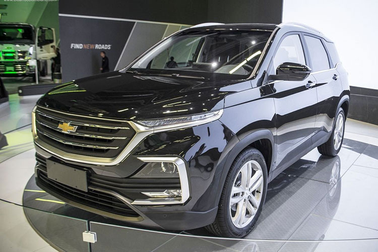 Tại triển lãm Salon de Automovil de Bogota 2018 diễn ra ở thành phố Bogota, Columbia vào hồi tháng 11 năm ngoái, Chevrolet đã bất ngờ mang mẫu SUV cỡ trung Captiva phiên bản mới đến trưng bày. Dự kiến, ở Bangkok Motoshow 2019 sẽ diễn ra vào tháng này, Chevrolet Captiva 2019 mới sẽ tiếp tục được giới thiệu với khách hàng Đông Nam Á.